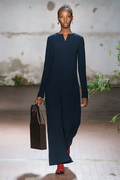 Look 38